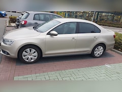 Volkswagen Jetta - 1.4 TSI Hybrid Comfortline