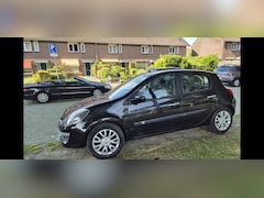 Renault Clio - 1.6-16V Dynamique S