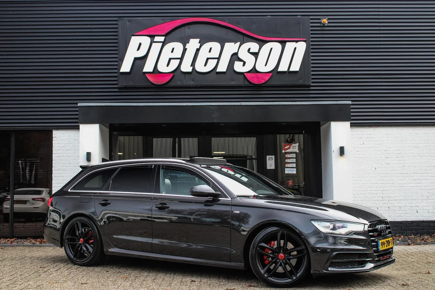 Audi A6 Avant - 3.0 TDI Quattro 3x S-Line PANO XENON BOSE VOL! - AutoWereld.nl