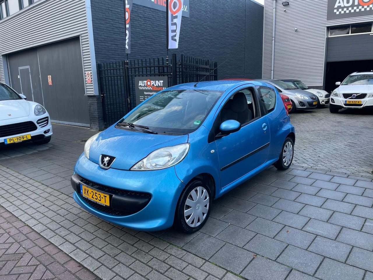 Peugeot 107 - 1.0-12V XR Stuurbekrachtiging Airco NAP APK - AutoWereld.nl