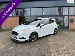 Ford Fiesta - 1.6 ST2, Half leer, Sony, Maxton