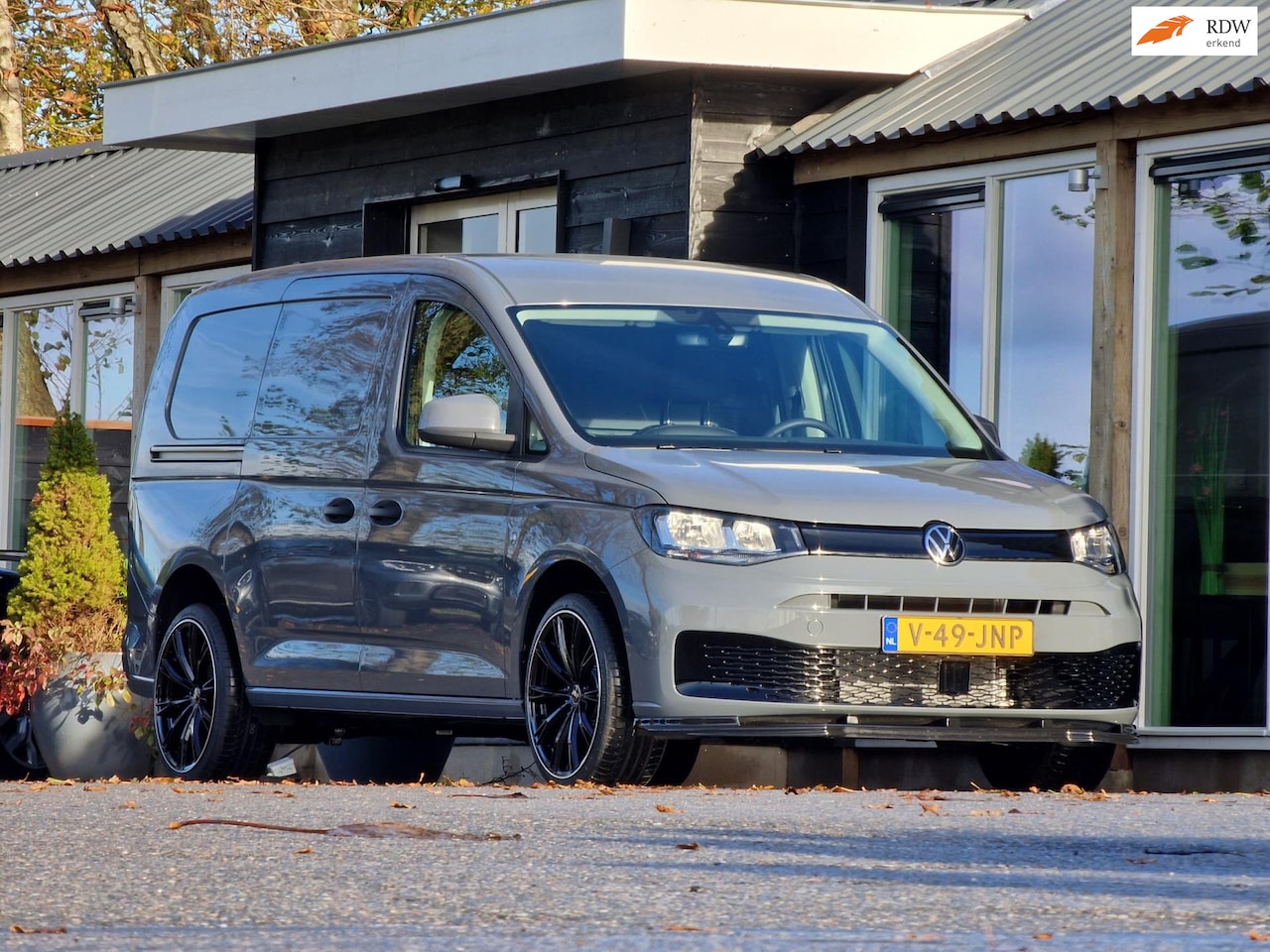 Volkswagen Caddy Cargo Maxi - 1.5 TSI 1.5 TSI (Spoilerpakket / 19 Inch / Adaptieve Cruise / Climate / Camera / Android / Apple) - AutoWereld.nl