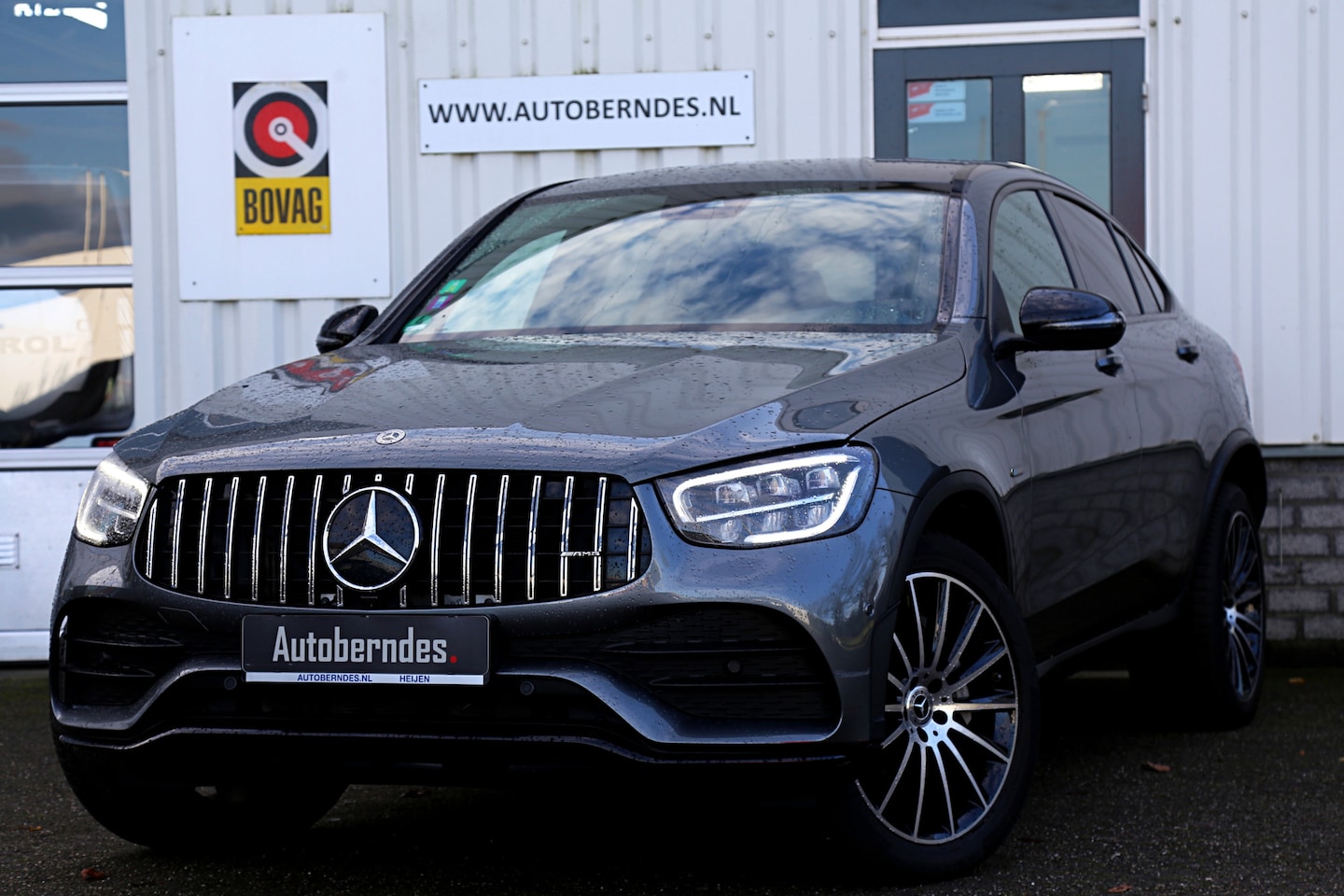 Mercedes-Benz GLC-klasse Coupé - 300e 4MATIC AMG Plug in Hybride PHEV 9G-Aut.*BTW*Perfect Onderh.*1ste Eig.*AMG Ext/int/Spo - AutoWereld.nl