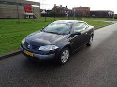 Renault Mégane coupé cabriolet - 1.6-16V Privilège Luxe