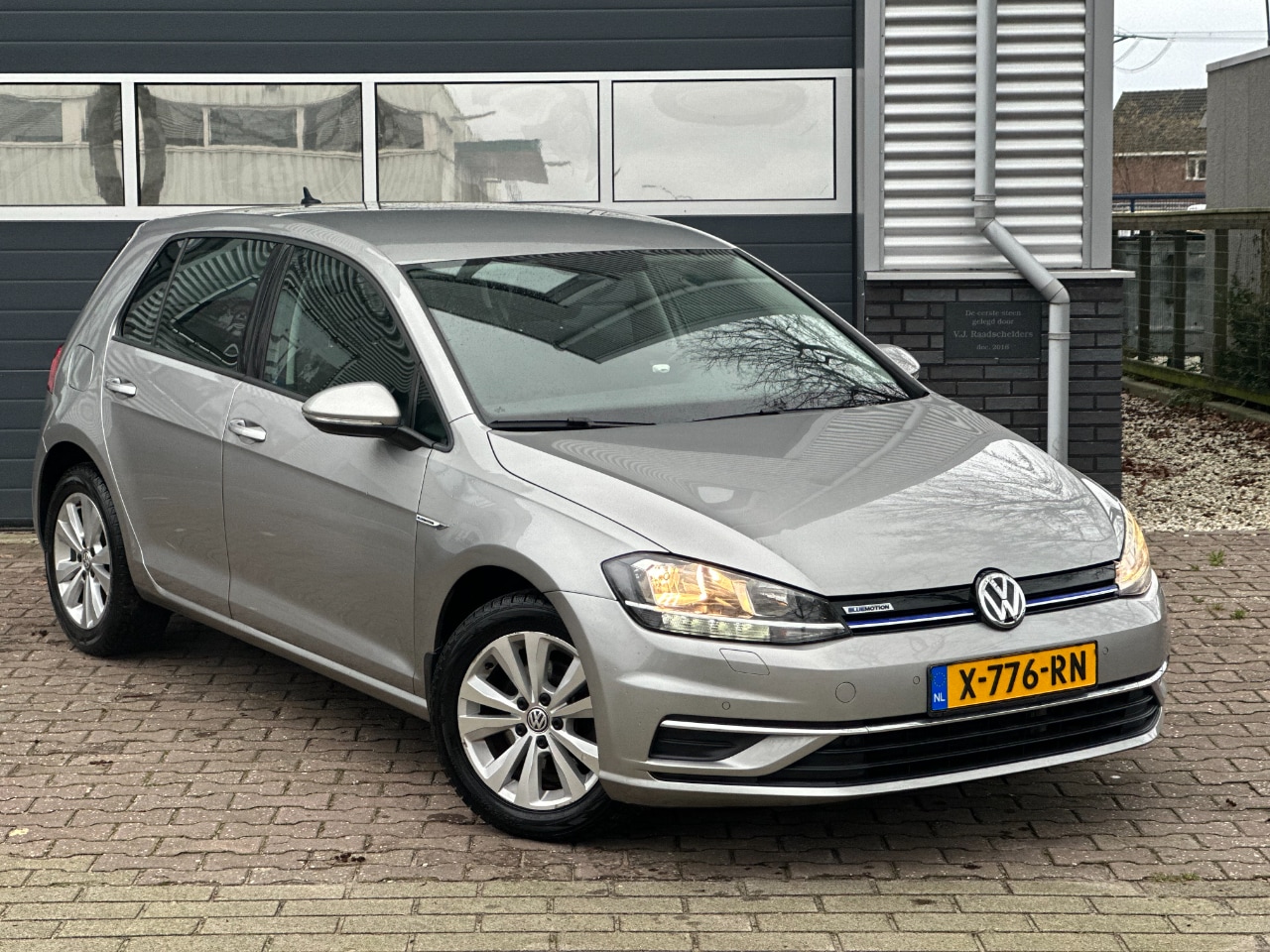 Volkswagen Golf - CNG/DSG AARDGAS BENZINE - AutoWereld.nl