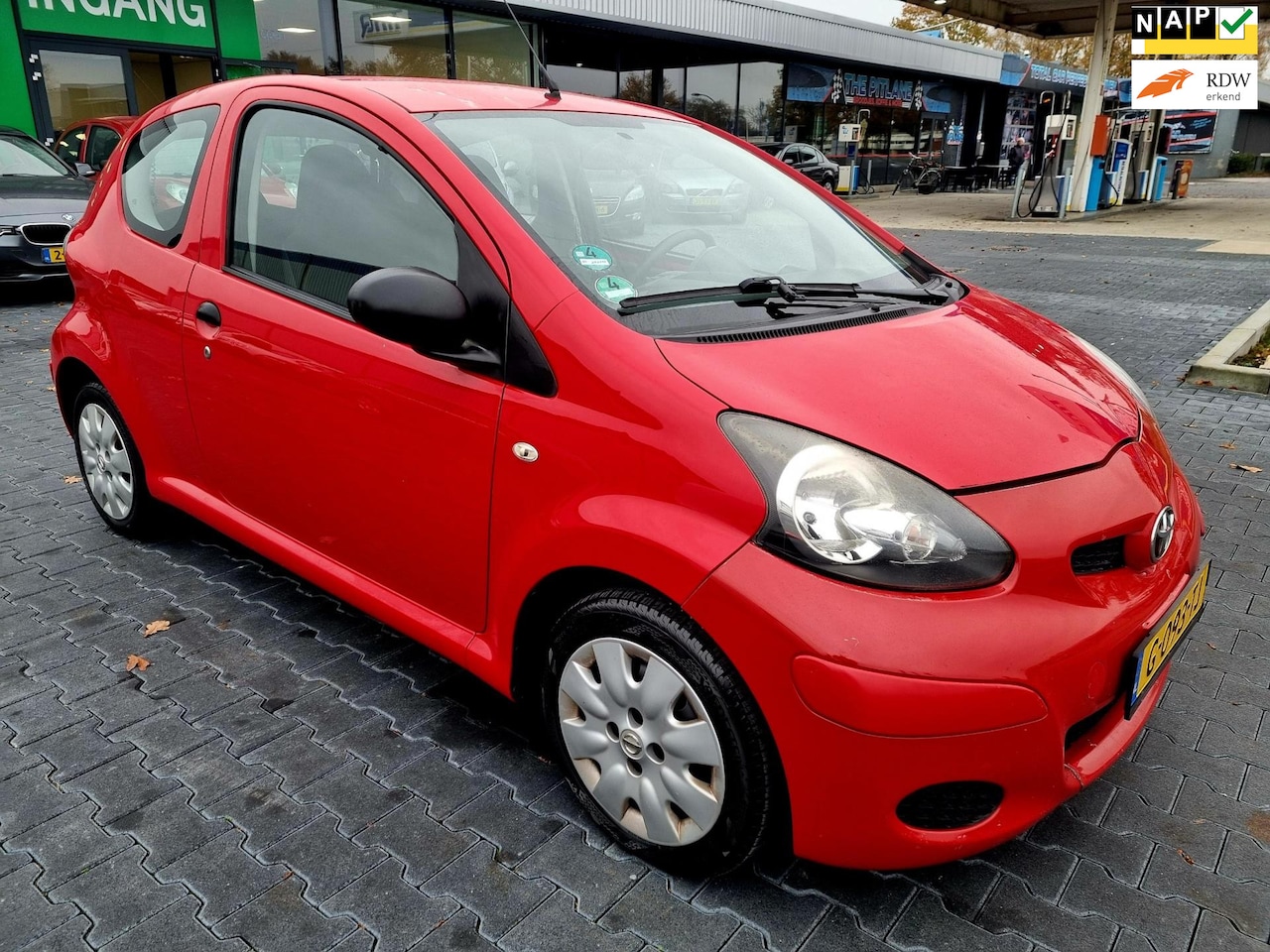 Toyota Aygo - 1.0-12V Access BJ2010 ST-BEKR 146.055KM - AutoWereld.nl