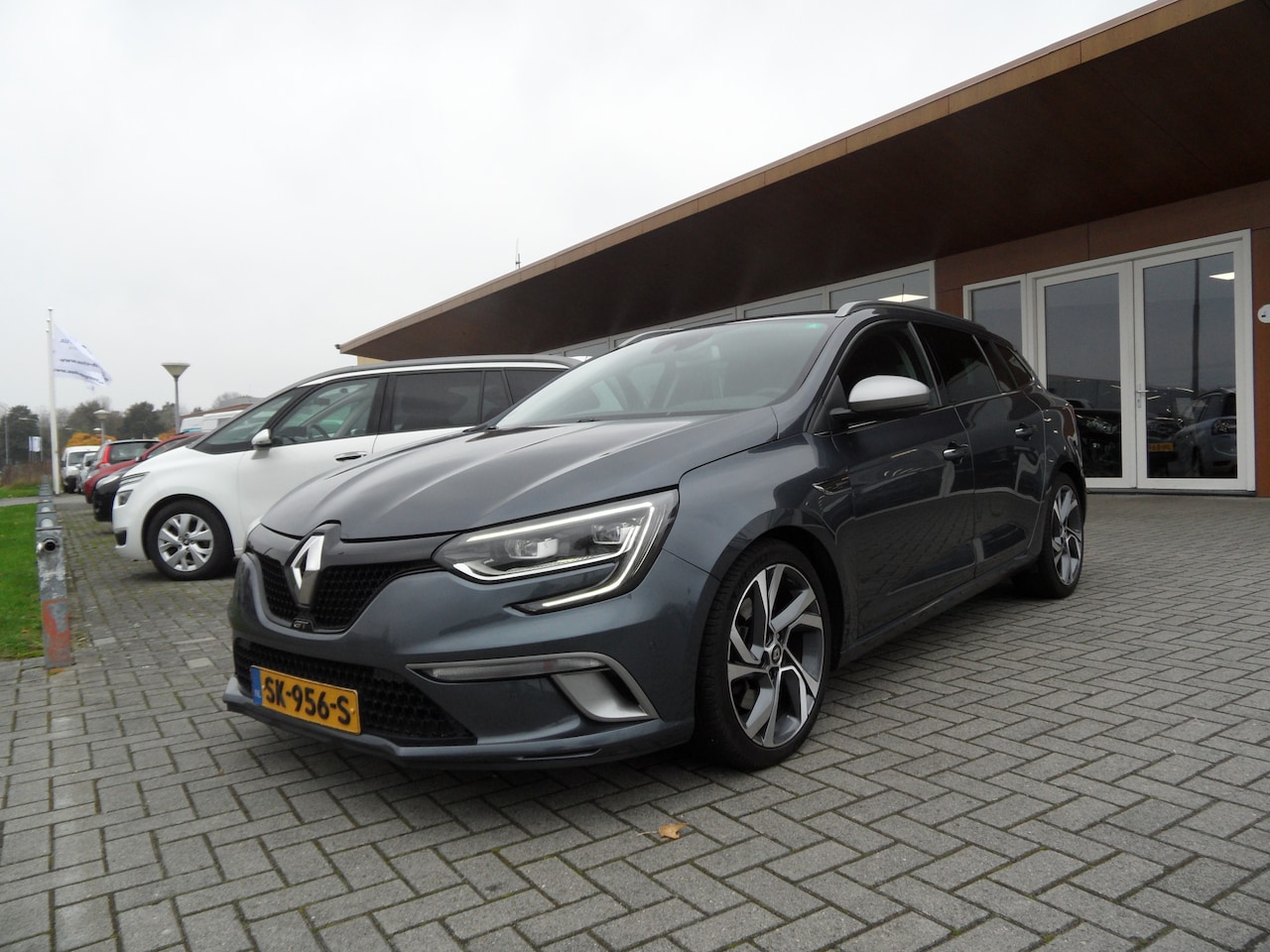 Renault Mégane Estate - 1.6 TCe GT Automaat 206 PK - AutoWereld.nl