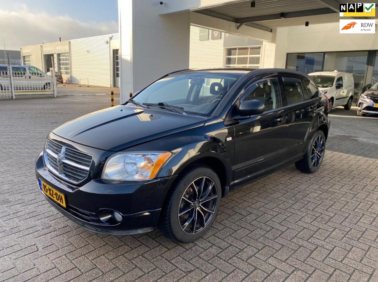 Dodge Caliber - 1.8 SXT LEUKE AUTO/RIJDT SUPER/NAP/APK 12-2025 - AutoWereld.nl