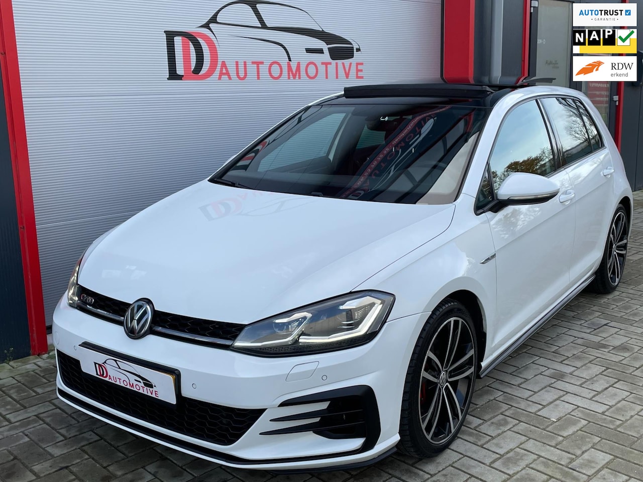 Volkswagen Golf - 2.0 TDI GTD LED/DSG/PANO/VIRTUAL/KEYLESS/ACC - AutoWereld.nl