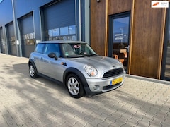 MINI One - 1.6 Salt automaat, climate controle, pdc, stoelverwarming