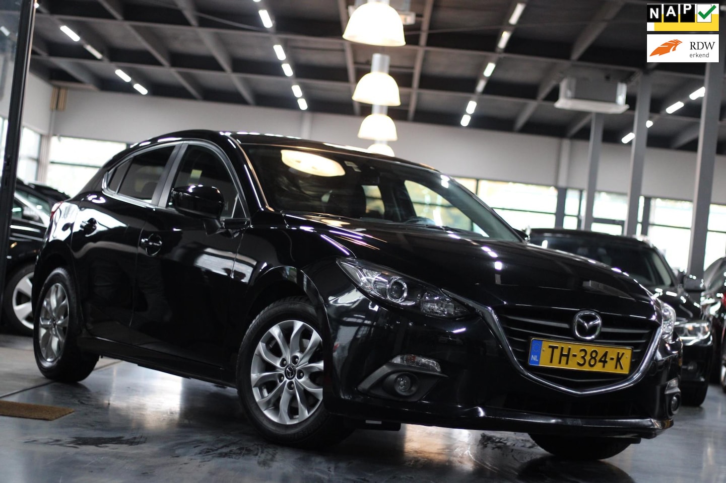 Mazda 3 - 2.0 TS|NAVI|LED|SKYACTIV|BJ2016| - AutoWereld.nl