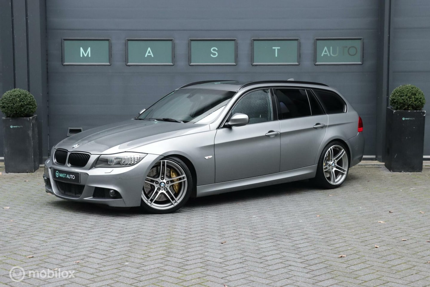 BMW 3-serie Touring - 335i|M-Sport|LCI|Pano|Leder|Performance|Dealer| - AutoWereld.nl