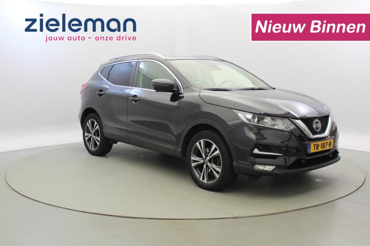 Nissan Qashqai - 1.2 N-Connecta - Carplay, Camera - AutoWereld.nl