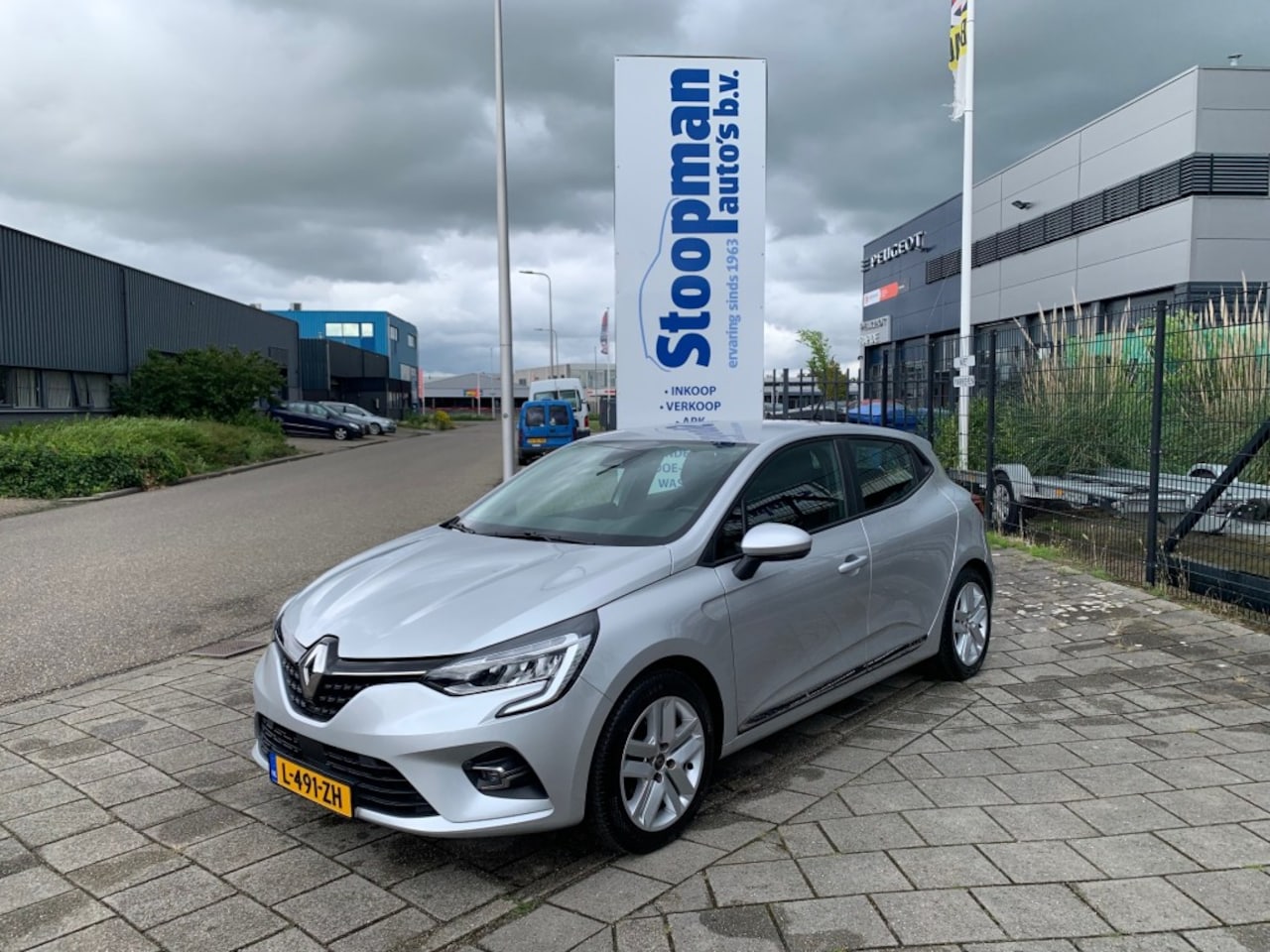 Renault Clio - 1.0 TCe Zen Airco Cruise LaneAssist 61.726km - AutoWereld.nl