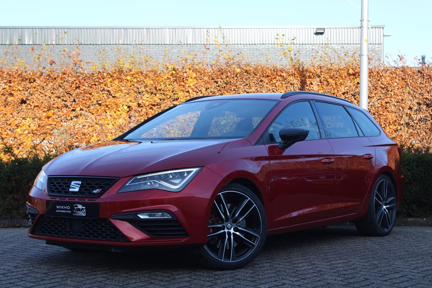 Seat Leon ST - 2.0 TSI CUPRA 300 4DRIVE | Schaalstoelen | Virtual dashboard | Beats by DRE | Lane assist - AutoWereld.nl