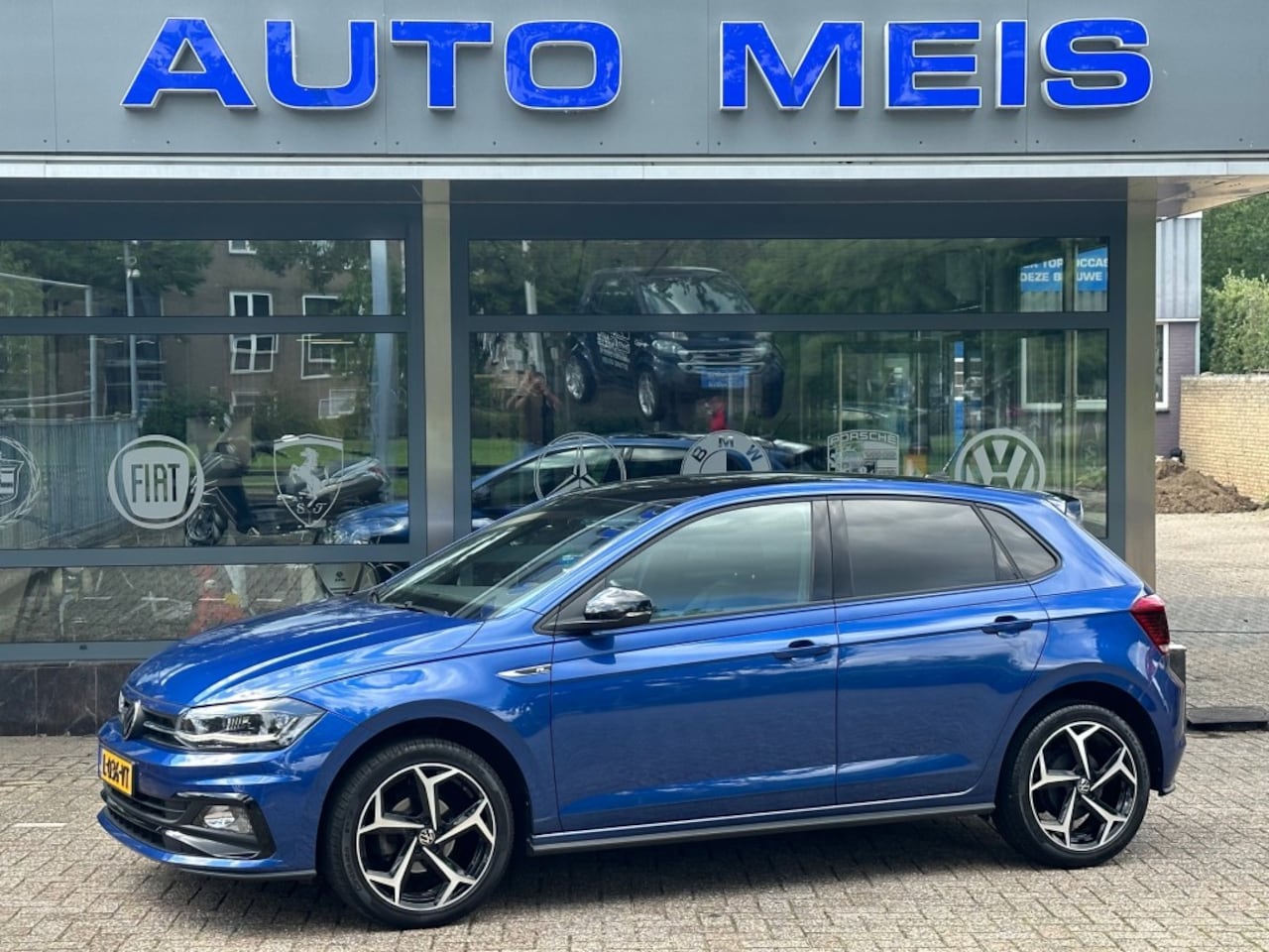 Volkswagen Polo - 1.0 TSI Highline Business R-Line Automaat Navi Camera Clima LED - AutoWereld.nl