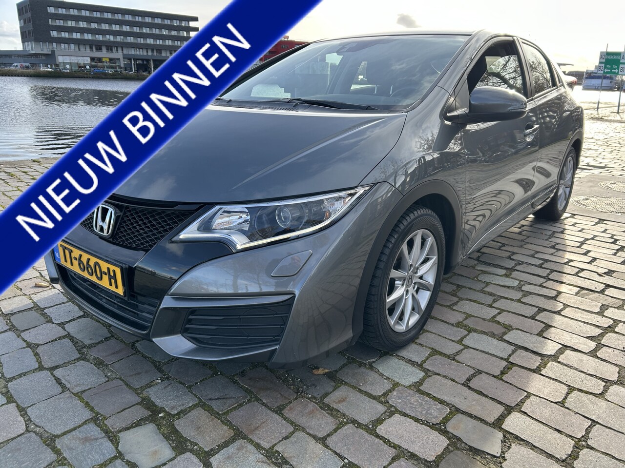 Honda Civic - 1.4 Comfort Silverstone 5 deurs airco/ecc nieuwstaat - AutoWereld.nl