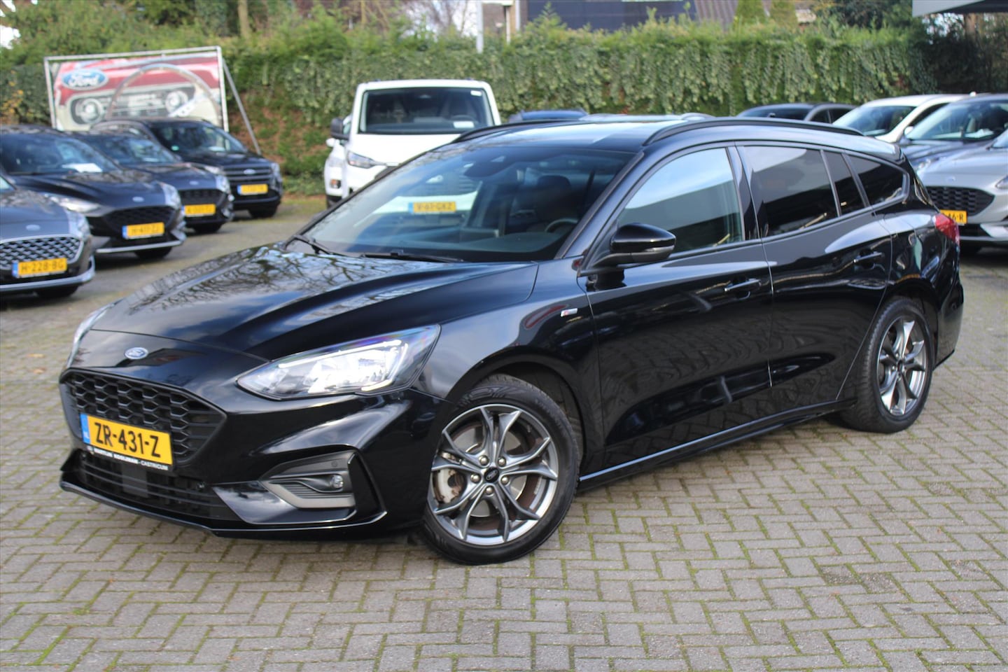 Ford Focus Wagon - 1.0 125pk Automaat ST-Line Business Wagon, Comfort en Winterpack - AutoWereld.nl