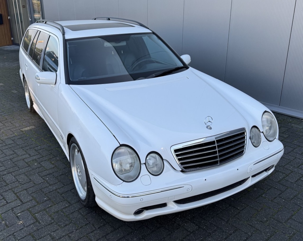 Mercedes-Benz E-klasse - AMG 55 - AutoWereld.nl