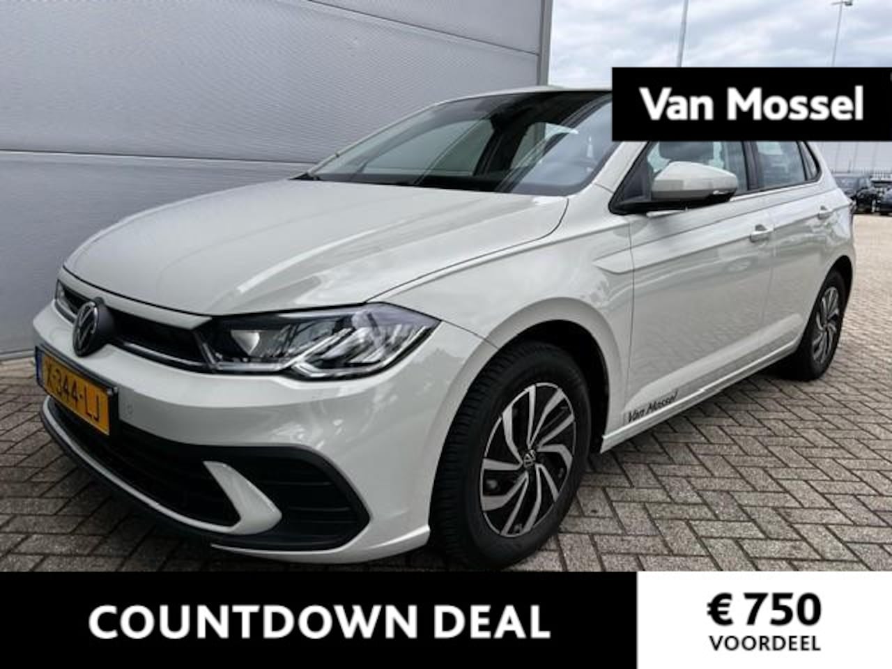 Volkswagen Polo - 1.0 TSI Life Apple Car Play - Android Auto | 15" Lm Velgen | Airco | Parkeersensoren - AutoWereld.nl