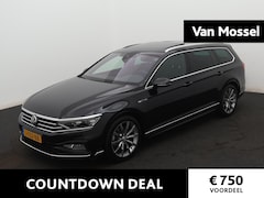 Volkswagen Passat Variant - 2.0 TSI R-Line 190 PK | Automaat | Panorama dak | Keyless | Digital Cockpit PRO | Navigati