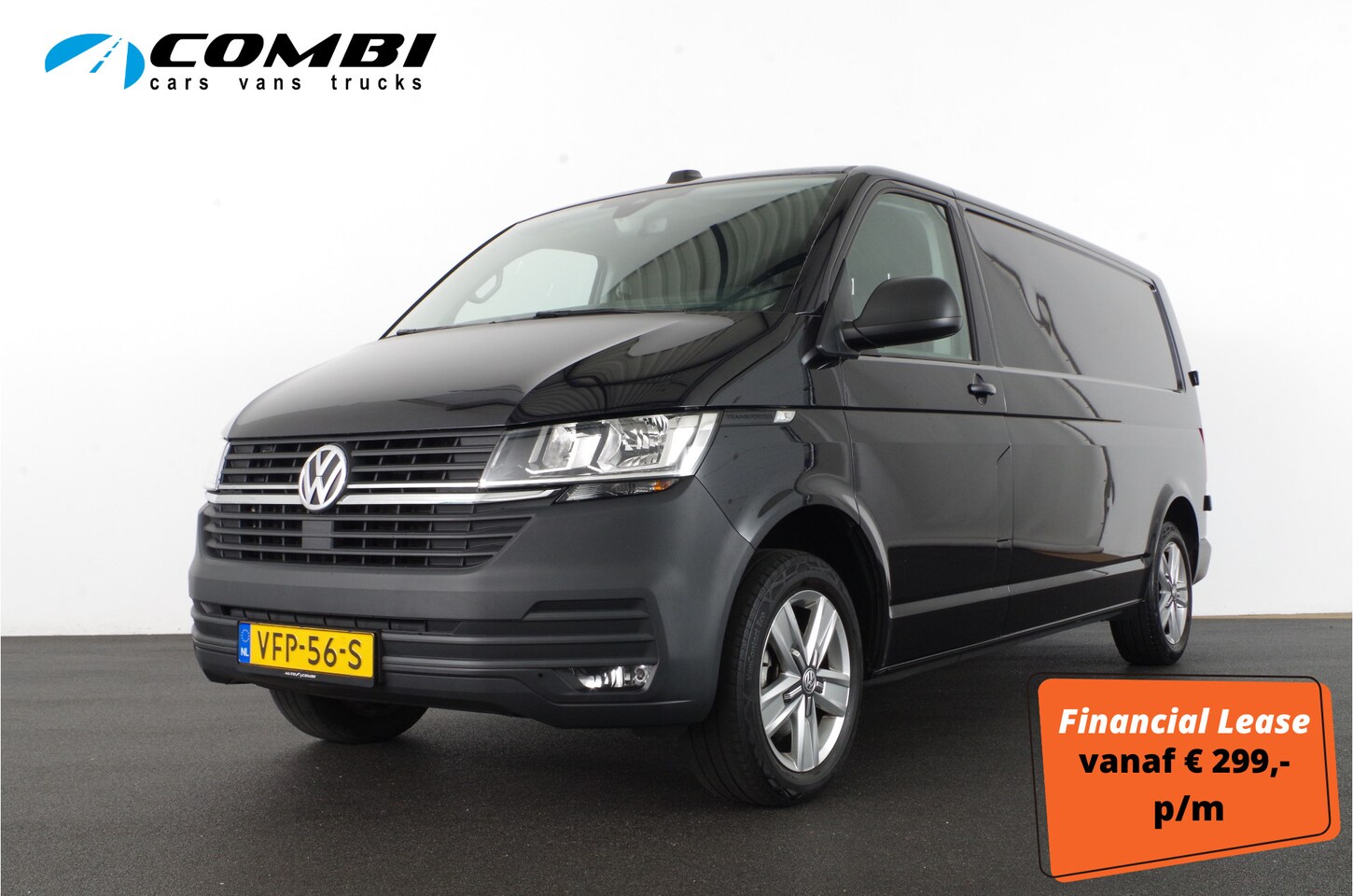 Volkswagen Transporter - 2.0 TDI L2H1 28 > 150pk/automaat/zeer netjes/laadruimte inrichting - AutoWereld.nl