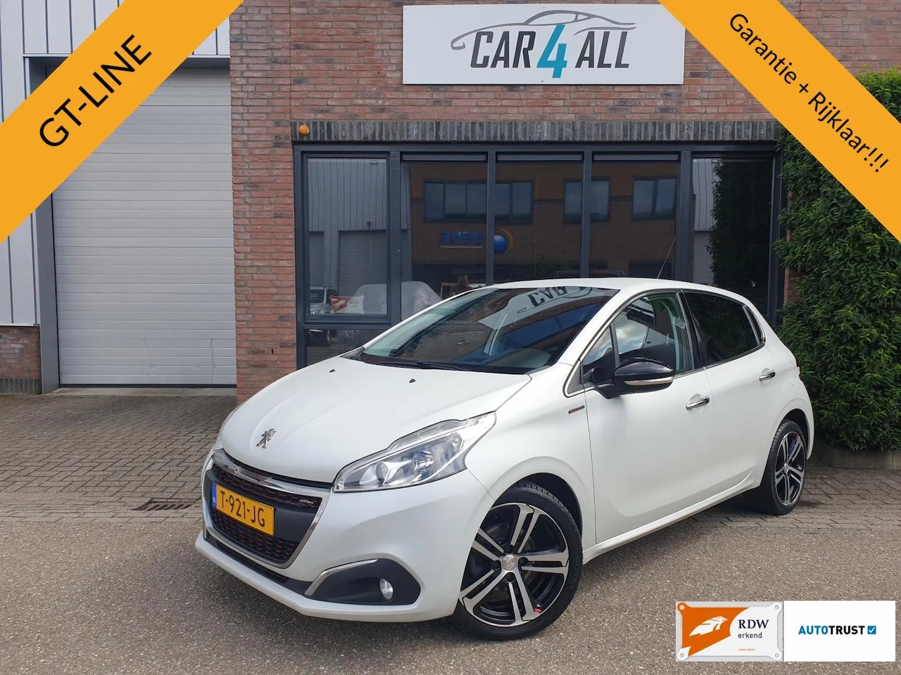 Peugeot 208 - 1,2 GT-Line NAVI CAMERA CLIMA CARPLAY - AutoWereld.nl