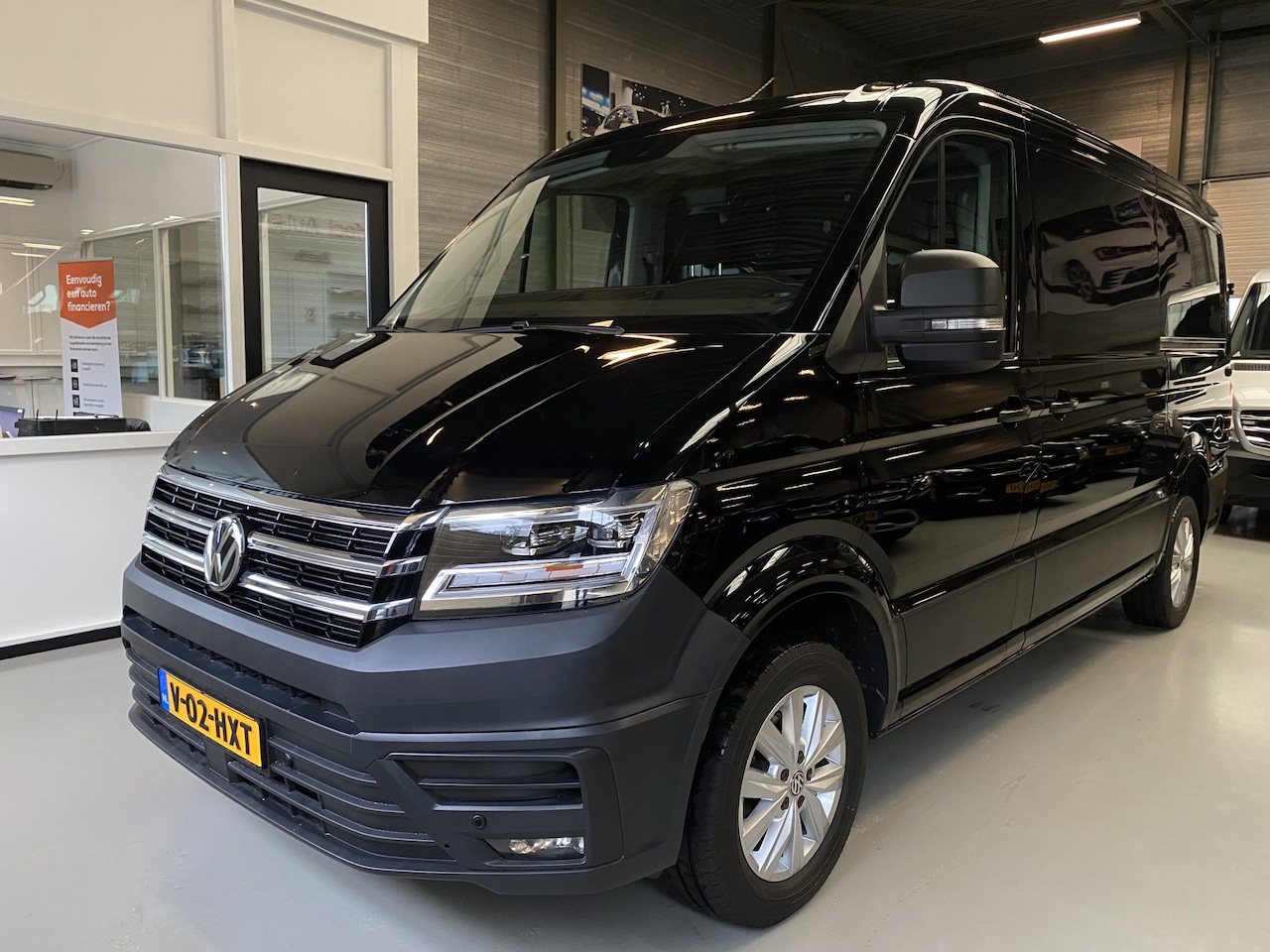 Volkswagen Crafter - 30 2.0 TDI L3H2 Highline 30 2.0 TDI L3H2 Highline 177pk, Led, Cruise, Navi, Dubbele schuifdeur - AutoWereld.nl