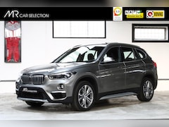 BMW X1 - sDrive20i High Executive | Panoramadak | Head-Up | Camera | 18 inch | Leder | NL Auto | BT