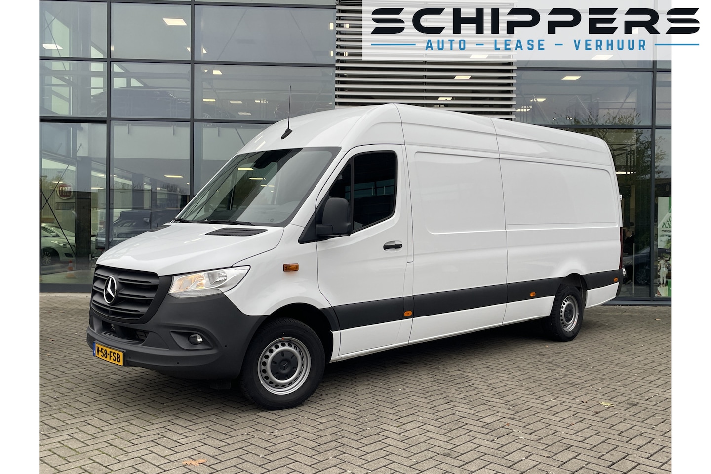 Mercedes-Benz Sprinter - 315 1.9 CDI L3H2 RWD | wielbasis 4325mm | Navigatie | Trekhaak | 150pk - AutoWereld.nl