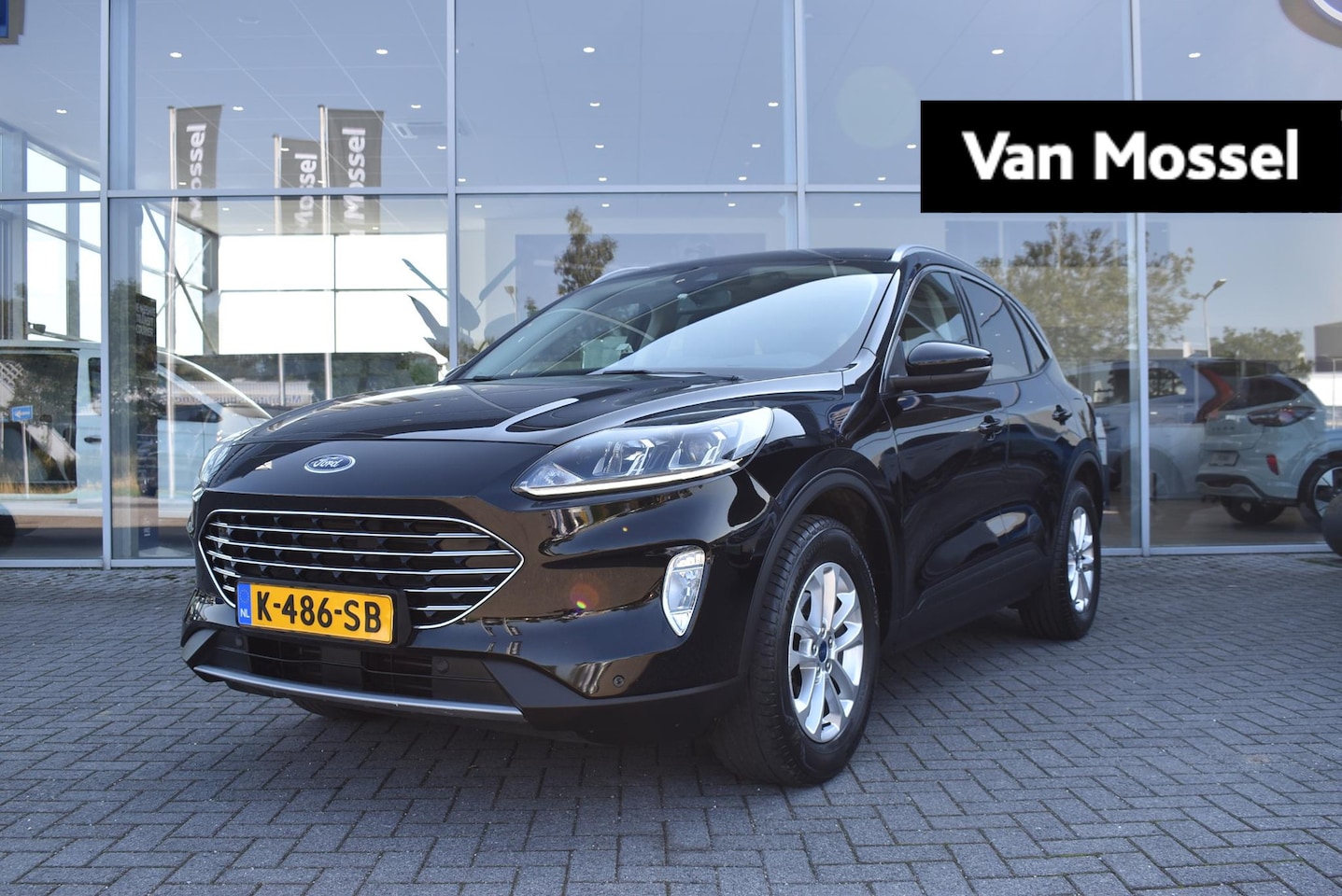 Ford Kuga - 1.5 EcoBoost Titanium | Cruise Control | Winterpack | Achteruitrijcamera | Trekhaak Elektr - AutoWereld.nl