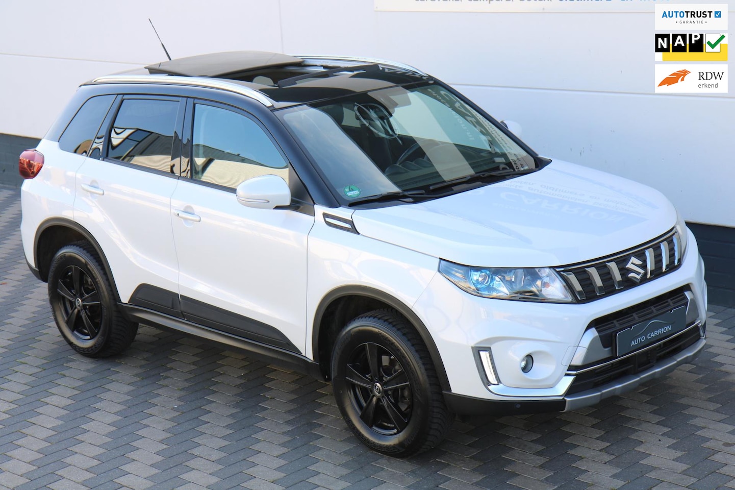 Suzuki Vitara - 1.4 Boosterjet AllGrip Pano Xenon Navi Camera !! - AutoWereld.nl