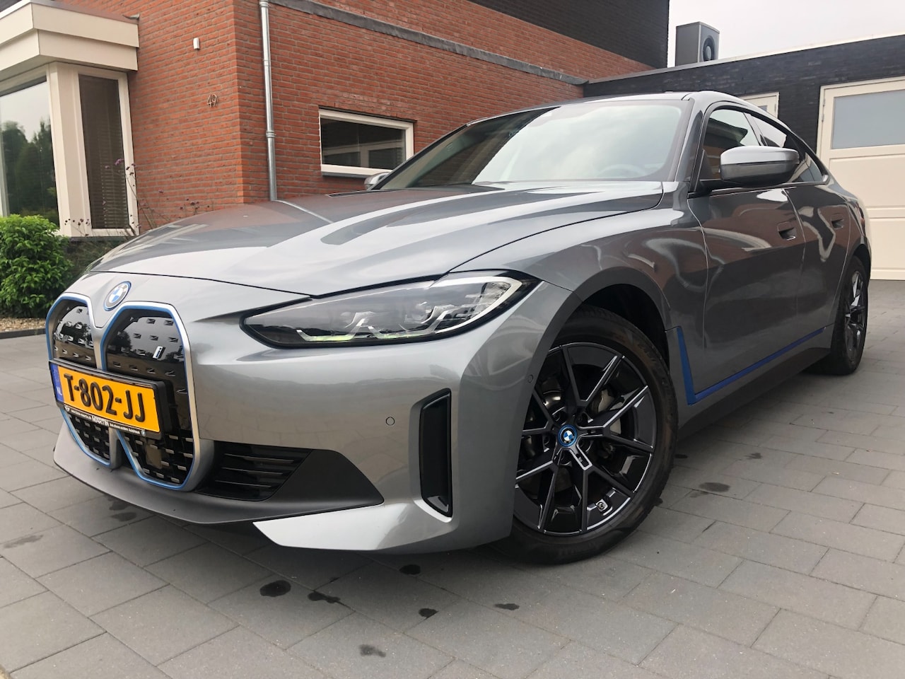 BMW i4 - eDrive40 Harman Kardon/Trekhaak/Park Assist/Alarm - AutoWereld.nl