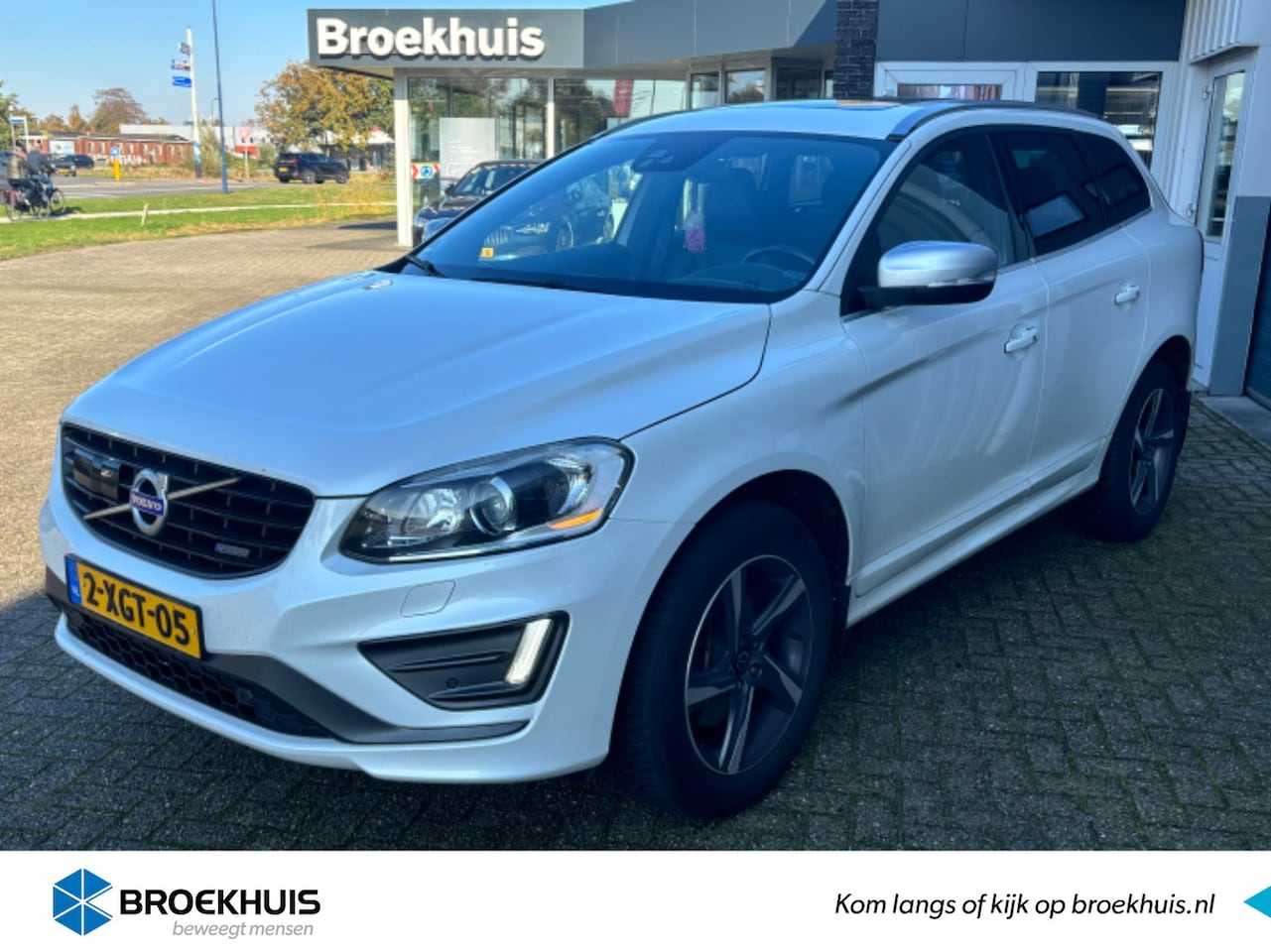 Volvo XC60 - T5 R-Design #BOMVOL! #Adap.Cruise #Standkachel #NLAuto! - AutoWereld.nl