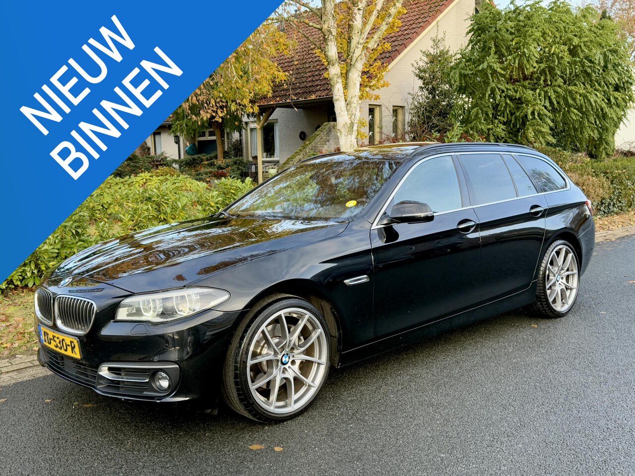 BMW 5-serie Touring - 530xd High Executive Trekhaak•Pano•LED - AutoWereld.nl