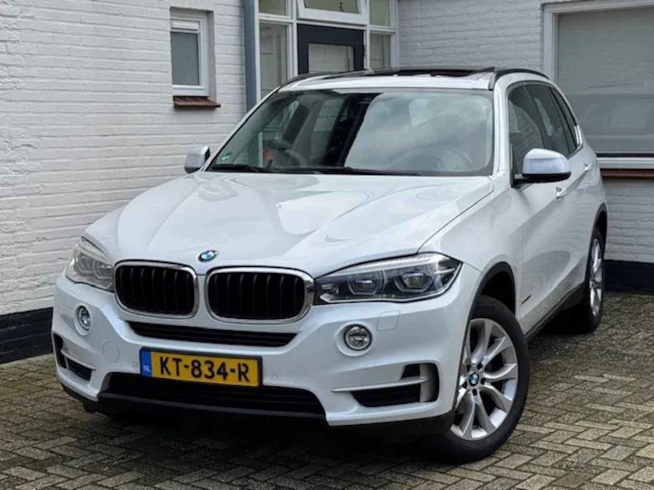 BMW X5 - XDrive30d High Executive | Panoramadak | Stand Kachel | Head-Up | Trekhaak | - AutoWereld.nl