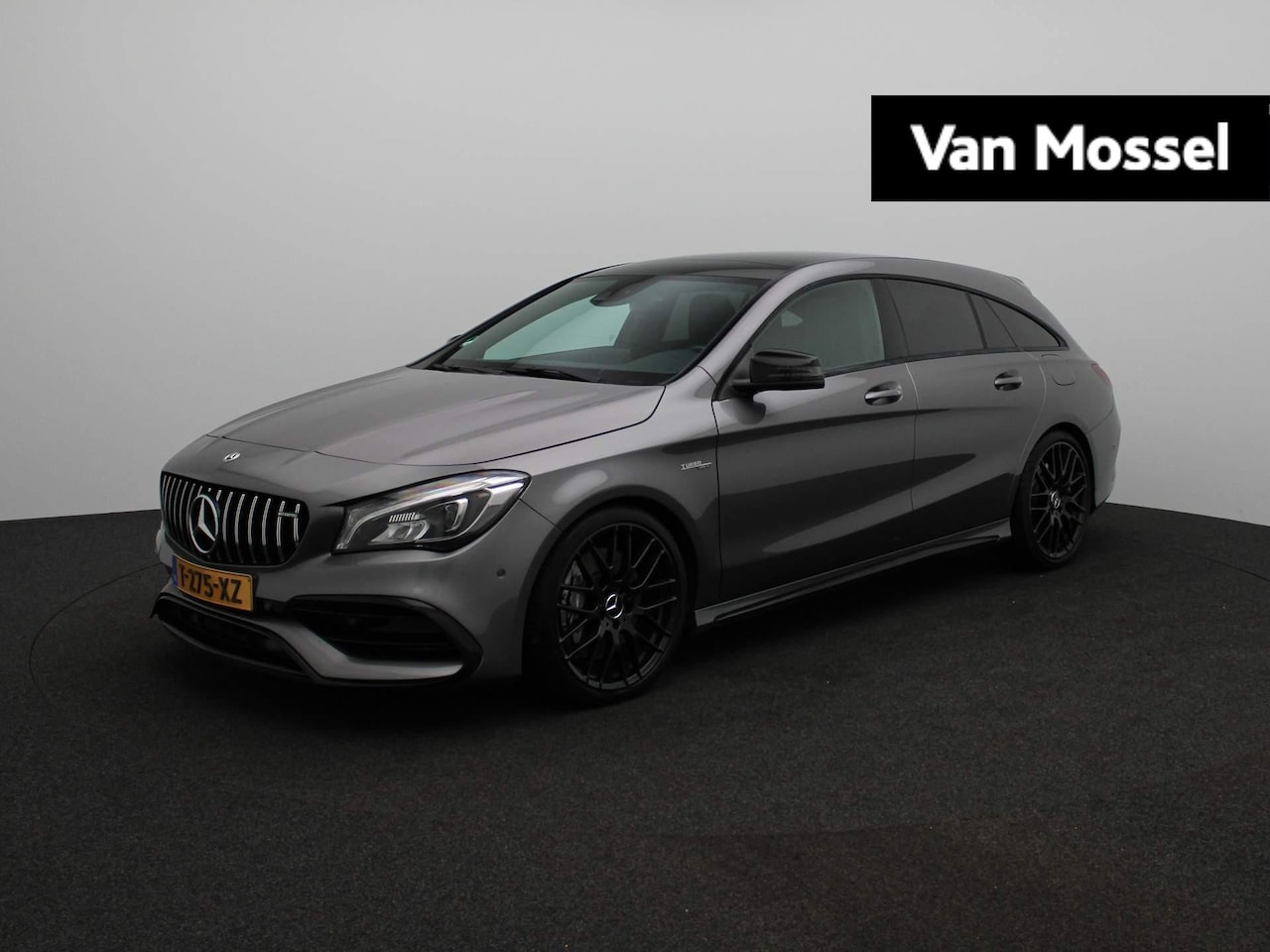 Mercedes-Benz CLA-klasse Shooting Brake - AMG 45 | Panoramadak | Night Pack | Sportuitlaat | Leder | Camera | Harman & Kardon | - AutoWereld.nl