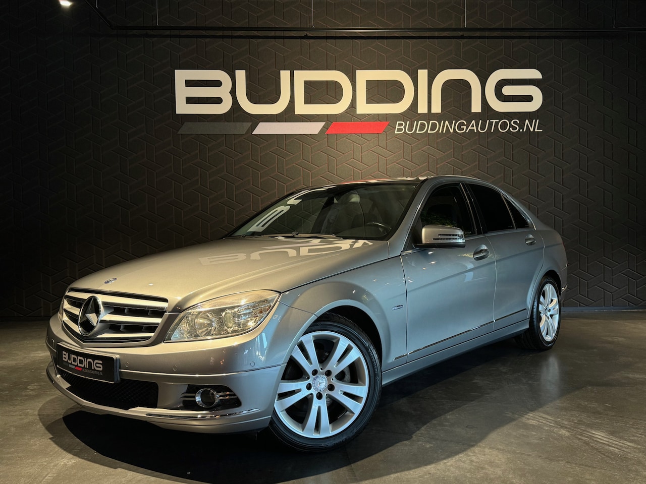 Mercedes-Benz C-klasse - 180 K BlueEFFICIENCY Business Edition Avantgarde | Trekhaak - AutoWereld.nl