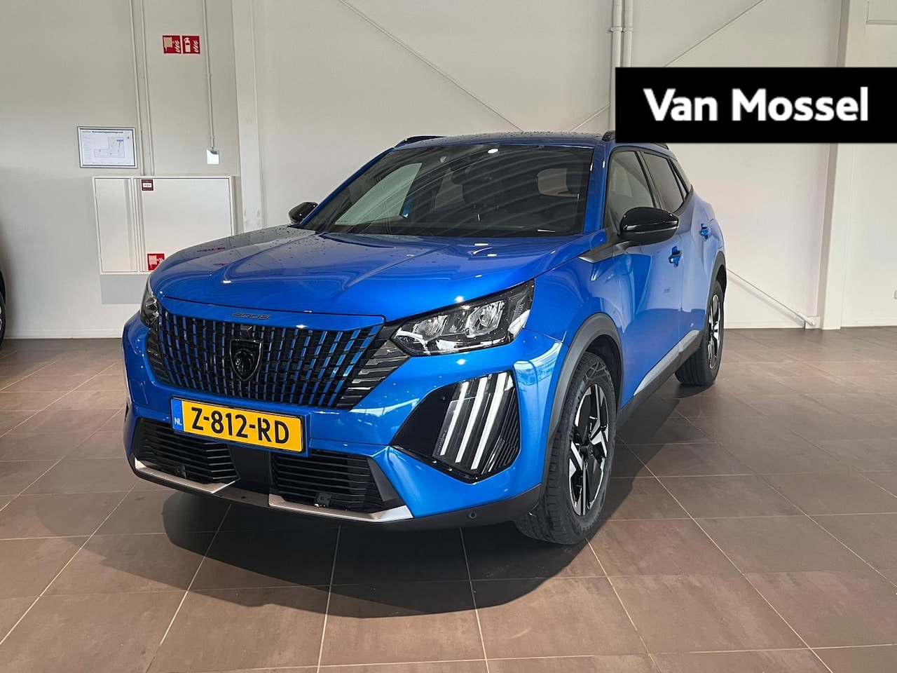 Peugeot 2008 - 1.2 Hybrid 136 Allure - 1e EIGENAAR - TREKHAAK - NIEUWSTAAT! - AutoWereld.nl