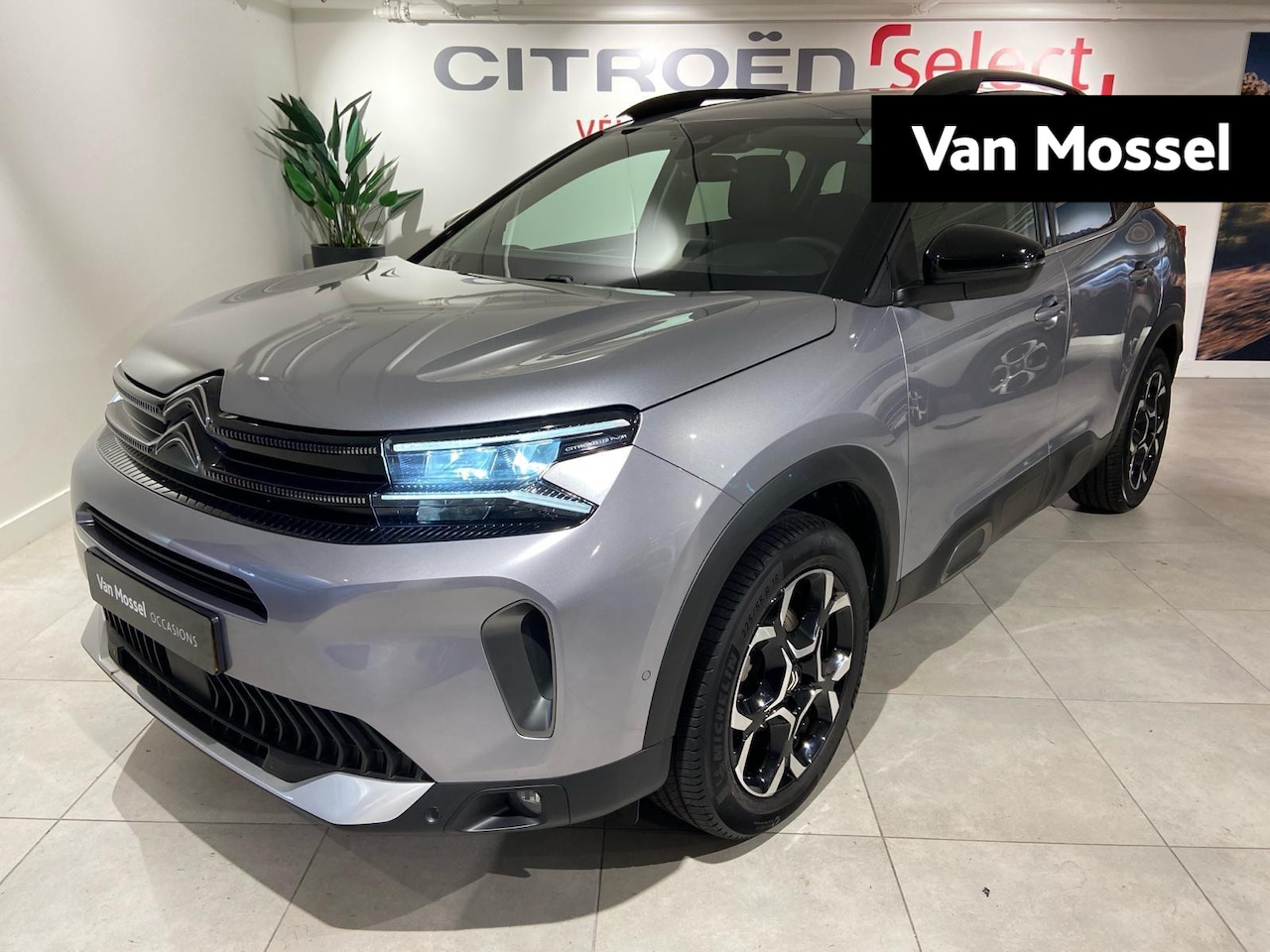 Citroën C5 Aircross - 1.2 PureTech Business Plus | Navigatie | Camera | Zeer compleet! - AutoWereld.nl