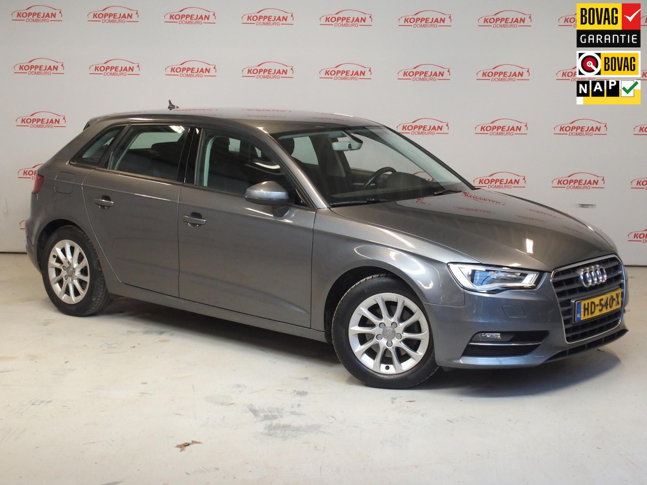 Audi A3 Sportback - 1.2 TFSI Ambition Pro Line plus NL auto, Cruise cont, Xenon, PDC, navi - AutoWereld.nl