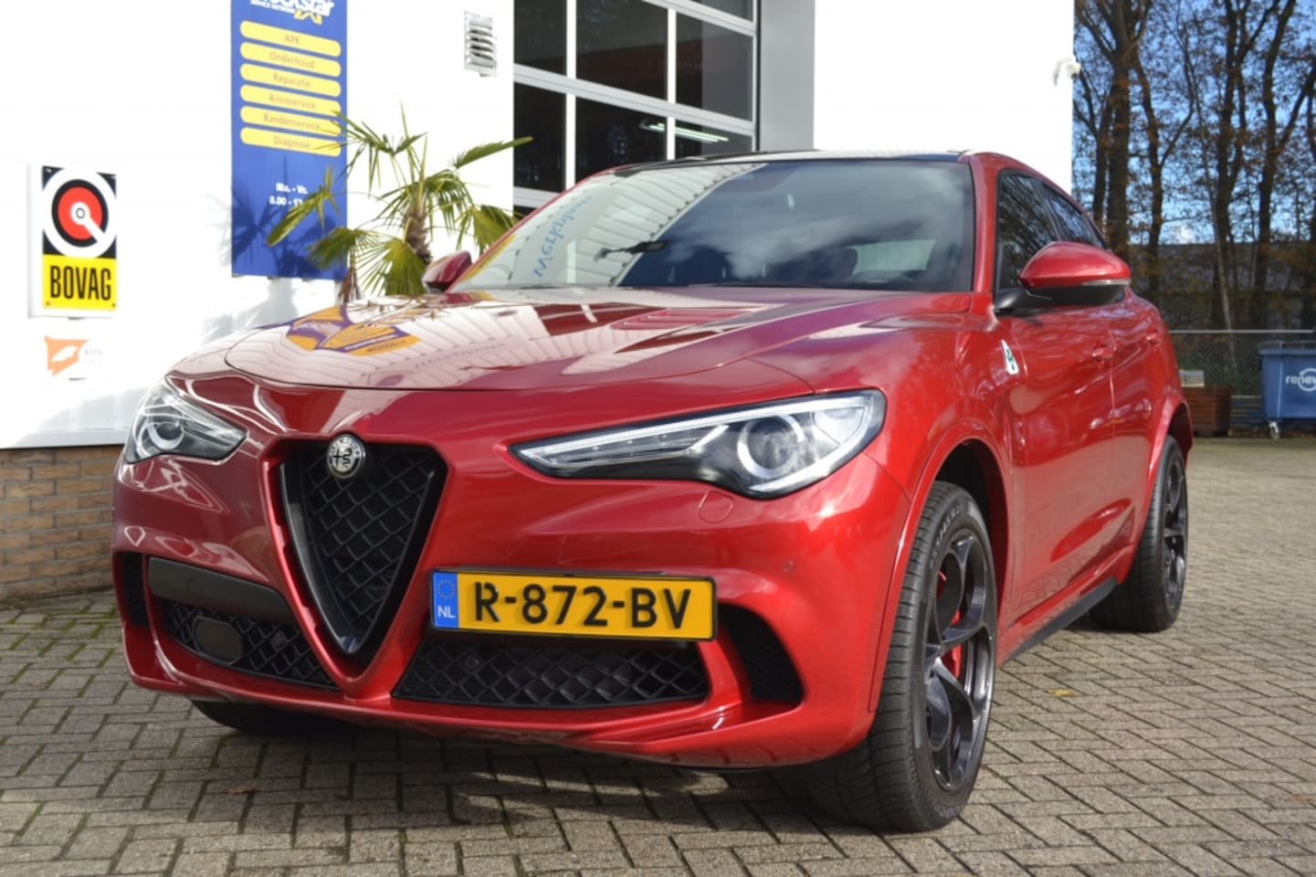 Alfa Romeo Stelvio - 2.9 V6 AWD Quadrifoglio 2.9 V6 AWD QUADRIFOGLIO - AutoWereld.nl