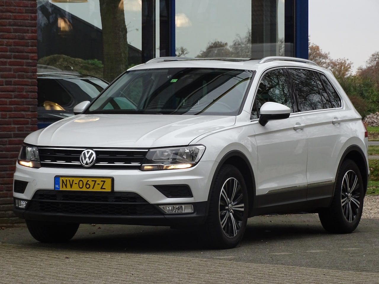 Volkswagen Tiguan - 1.4 TSI ACT Comfortline Business 1.4 TSI ACT Comfortline Business - AutoWereld.nl