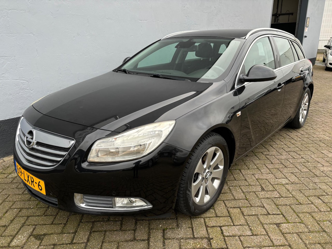 Opel Insignia Sports Tourer - 1.6 T Edition - Trekhaak - AutoWereld.nl