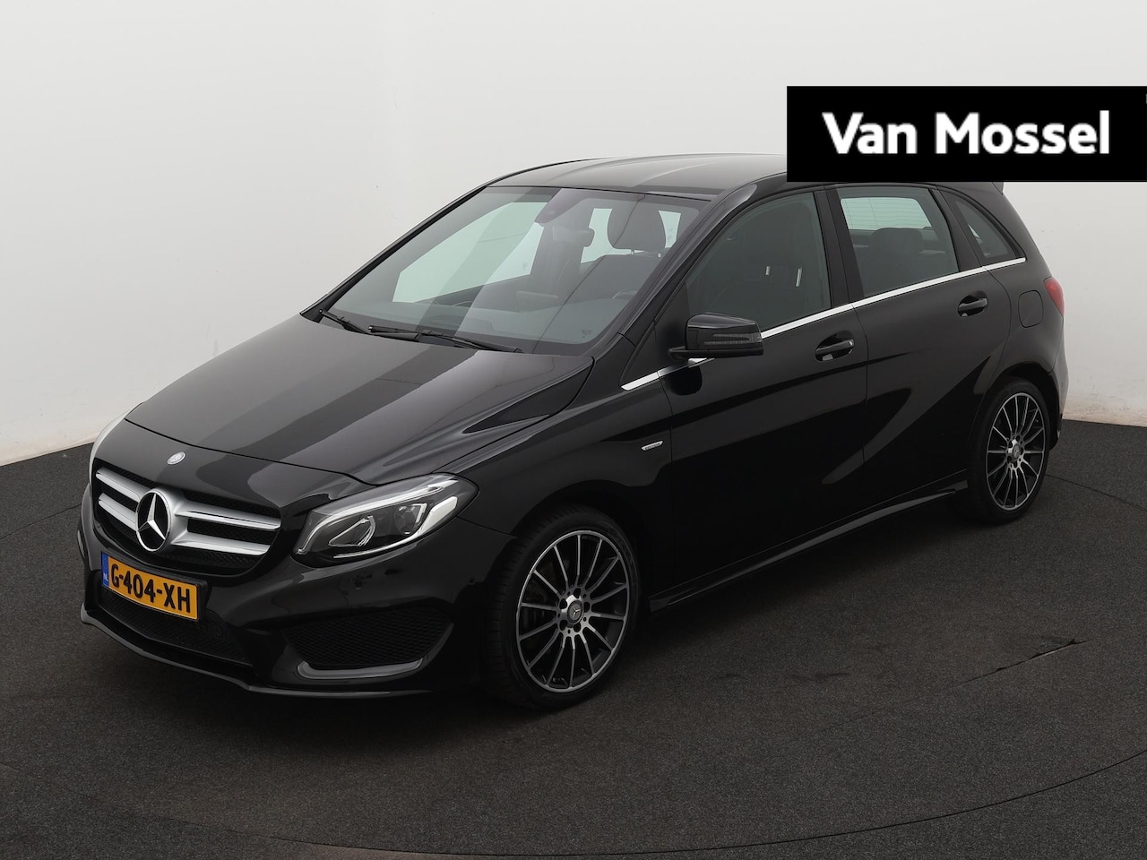 Mercedes-Benz B-klasse - 180 Prestige 122 PK | Automaat | Airco | Navigatie | Parkeersensoren | Stoelverwarming | A - AutoWereld.nl