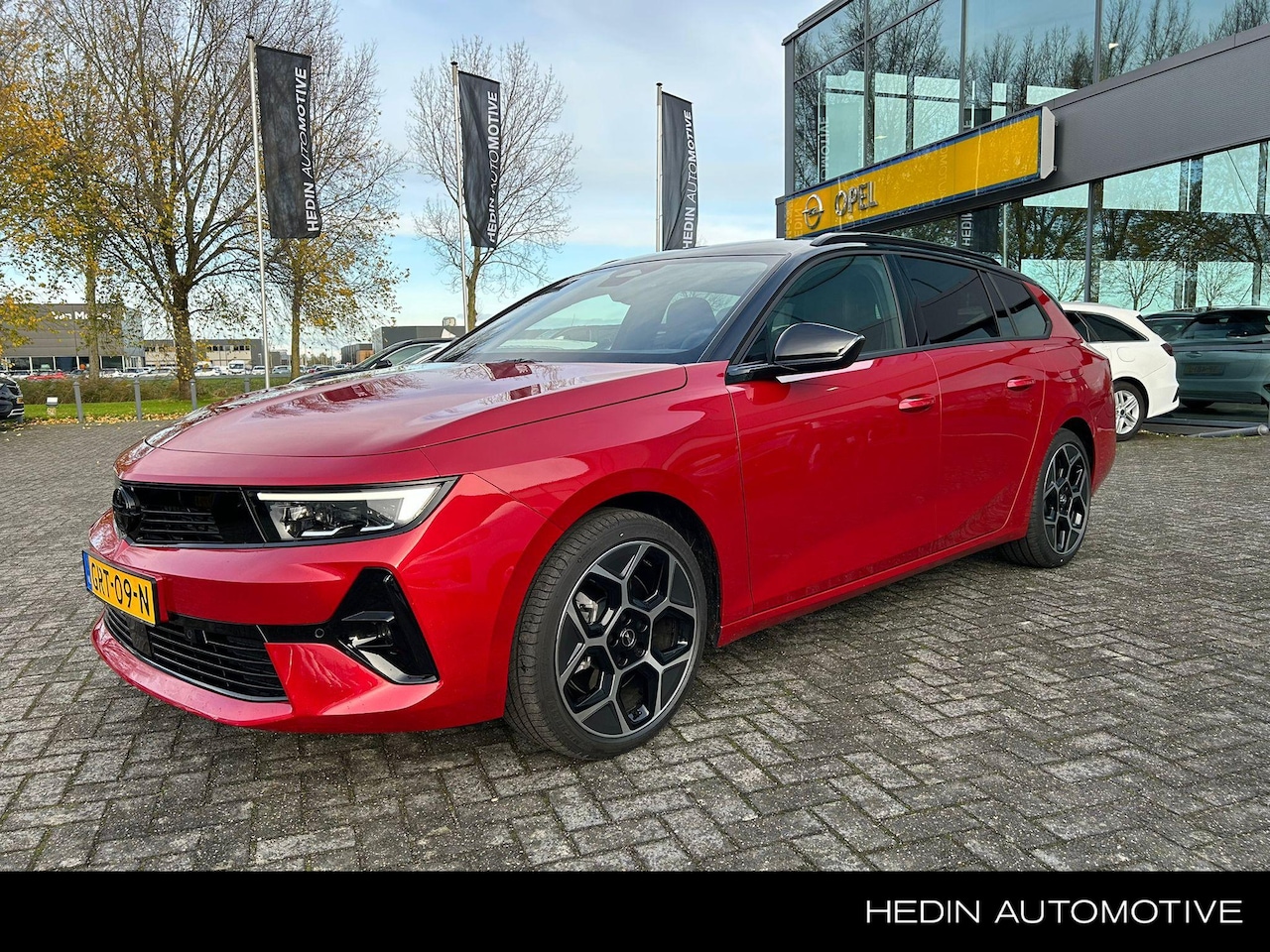 Opel Astra Sports Tourer - 1.6 Turbo Plug In Hybrid Ultimate AUTOMAAT | ELEKTRISCH SCHUIF/KANTELDAK | NAVIGATIE | 360 - AutoWereld.nl