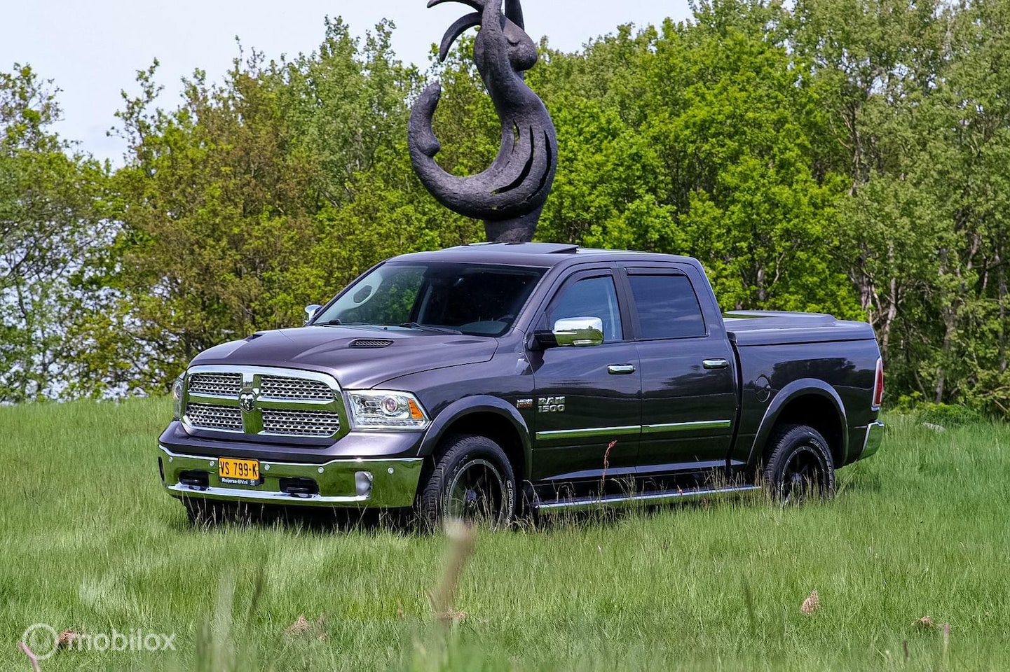 Dodge Ram 1500 - 5.7 V8 Quad Cab 6'4 LARAMIE - AutoWereld.nl