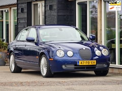 Jaguar S-type - 3.0 V6 Sport (NL-Auto / NAP / Leder / Climate / Cruise / Navi / Telefoon / Voorruitverwarm