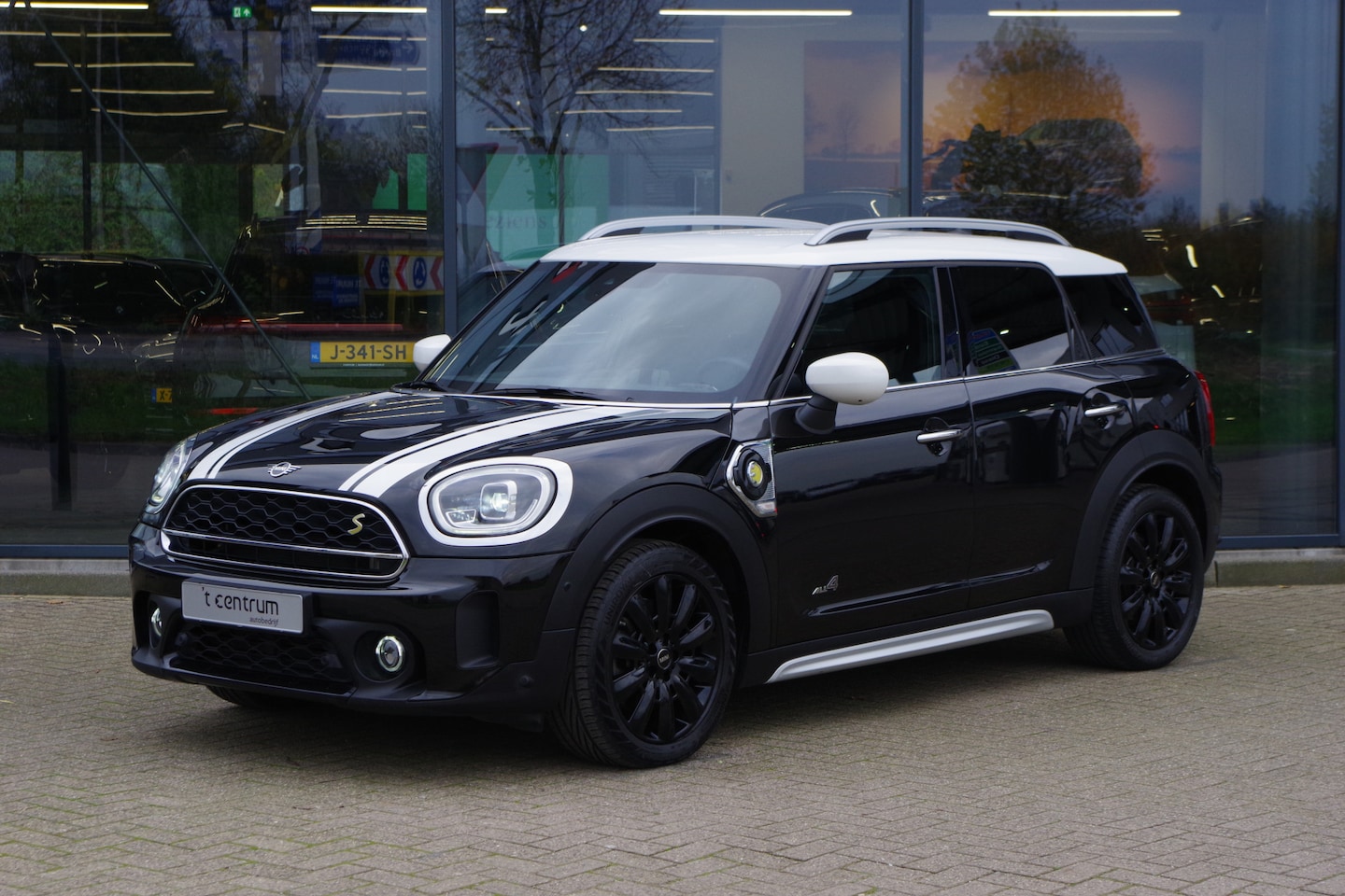 MINI Countryman - Mini 2.0 Cooper S E ALL4 220 PK Chili Mini Yours PHEV, Leder, H/K Sound, Camera, Carplay, - AutoWereld.nl