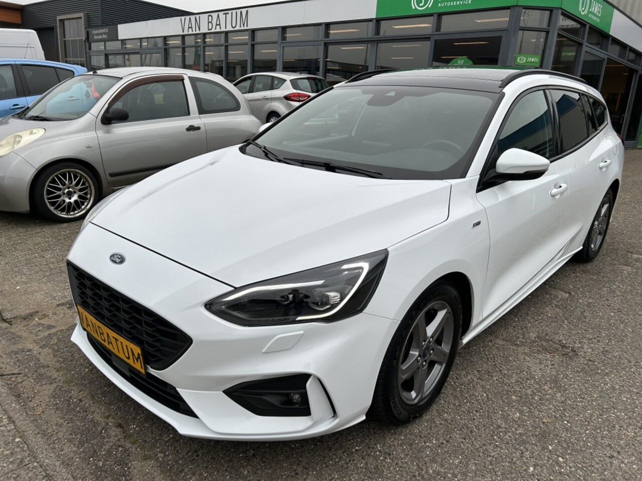 Ford Focus Wagon - 1.5 EcoBoost ST Line Panodak Automaat - AutoWereld.nl